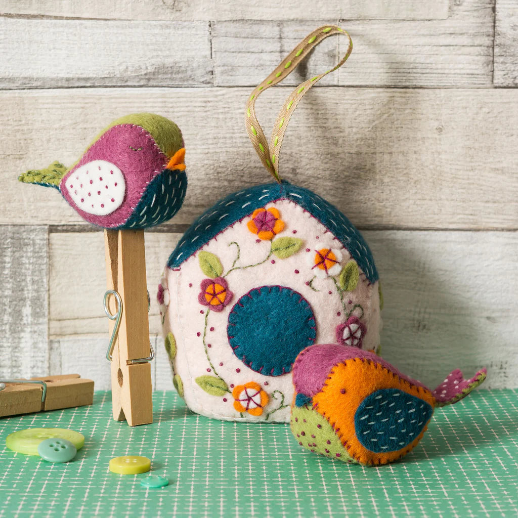 Felt Craft Kit - Birdhouse & Two Birds