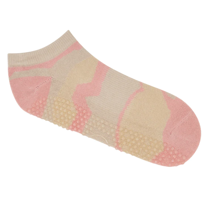 Classic Low Rise Grip Socks - Pink Camo