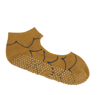 Slide On Grip Socks - Scallop Mustard